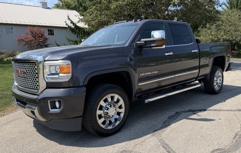 2016 GMC Sierra 2500HD Denali