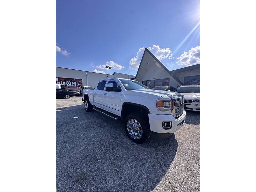 2016 GMC Sierra 2500HD Denali