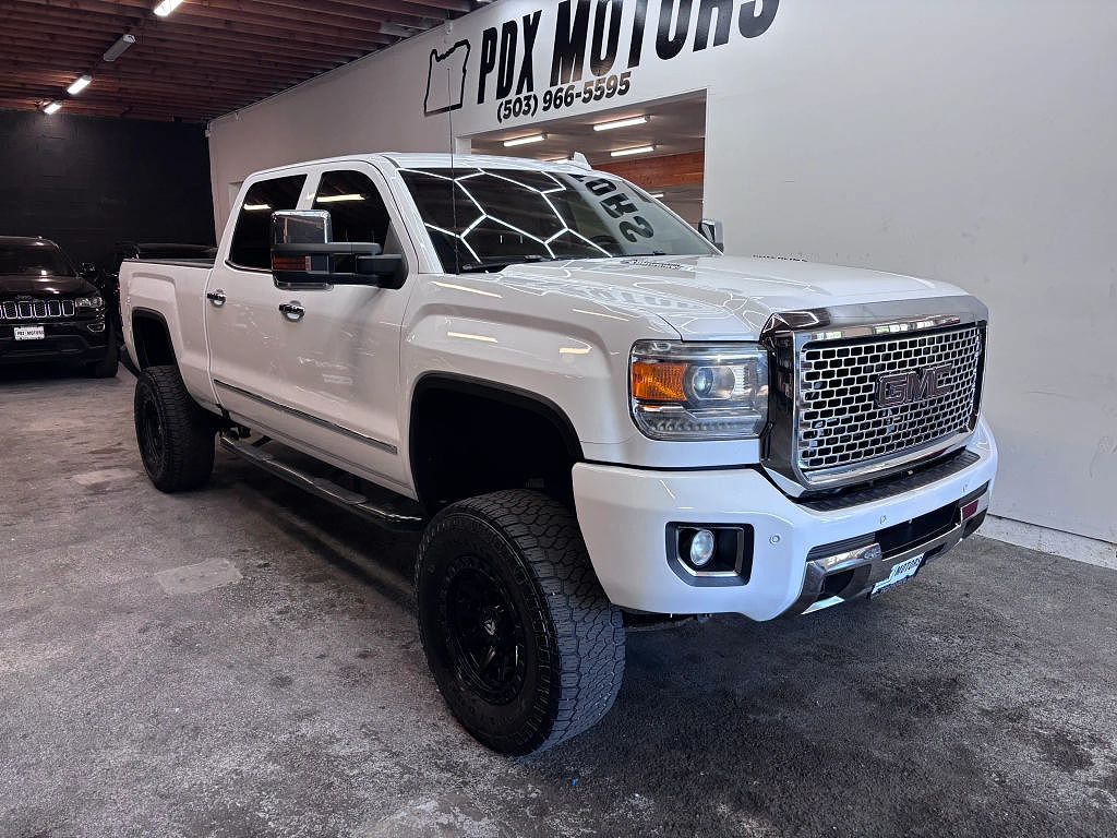 2016 GMC Sierra 2500HD Denali