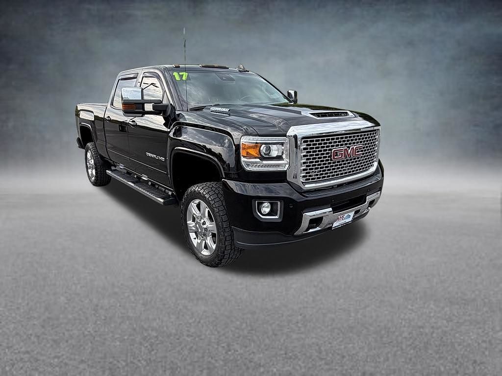 2017 GMC Sierra 2500HD Denali