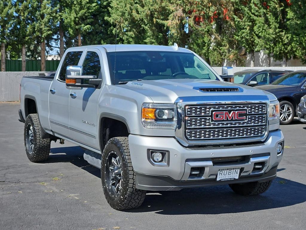 2018 GMC Sierra 2500HD Denali