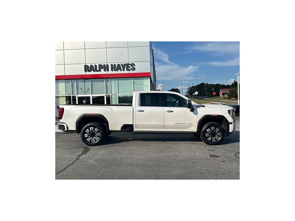 2024 GMC Sierra 2500HD Denali