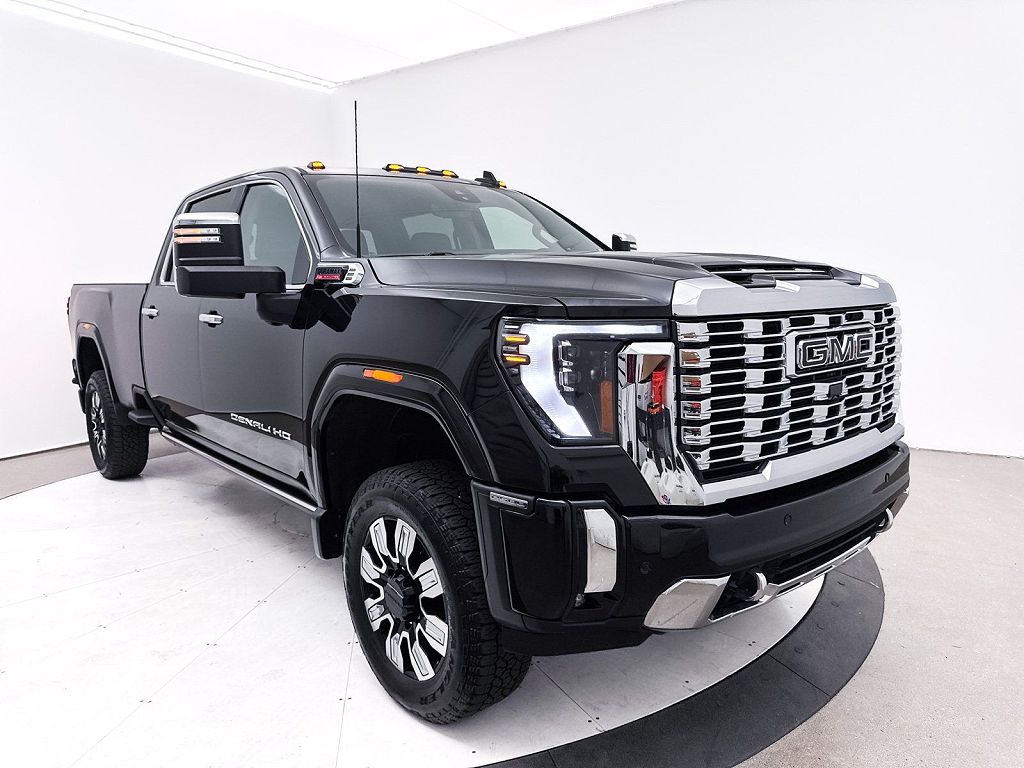 2024 GMC Sierra 2500HD Denali