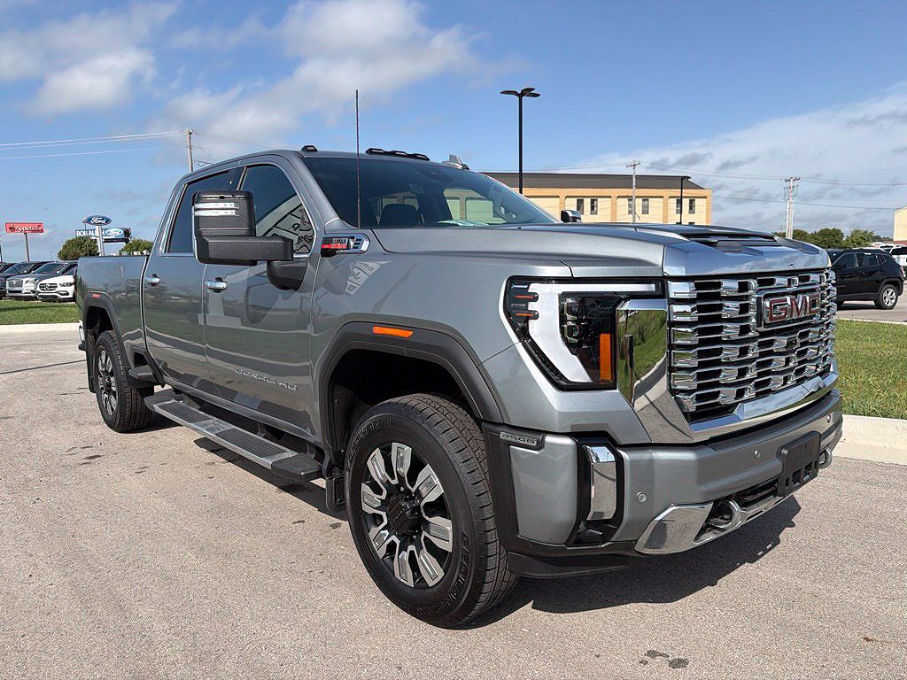 2024 GMC Sierra 2500HD Denali