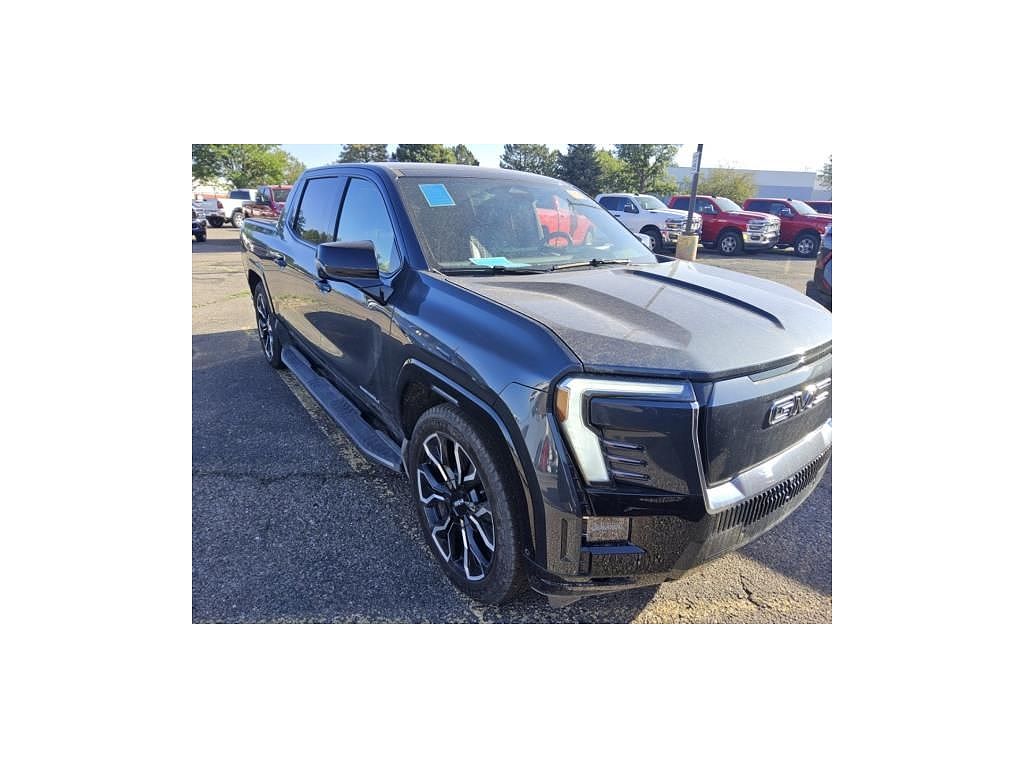 2025 GMC Sierra EV Denali