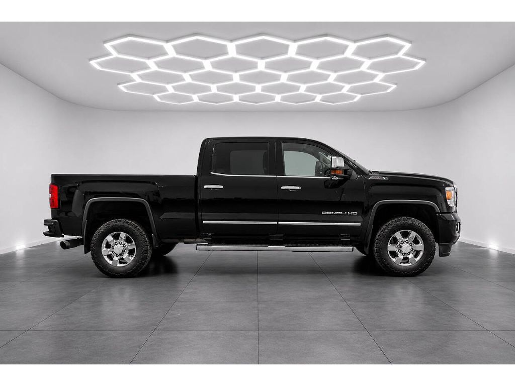 2015 GMC Sierra 3500HD Denali