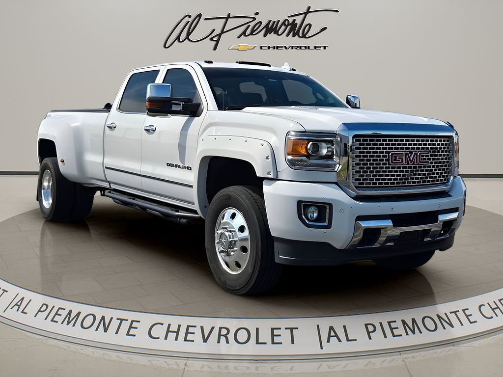 2015 GMC Sierra 3500 HD Denali
