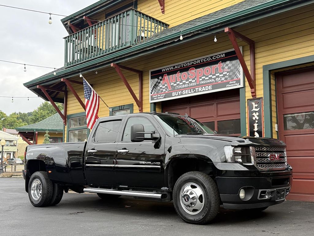 2012 GMC Sierra 3500HD Denali