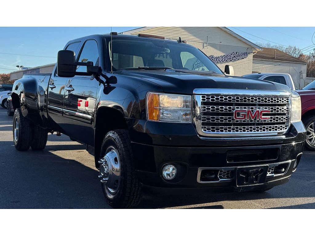 2011 GMC Sierra 3500HD Denali