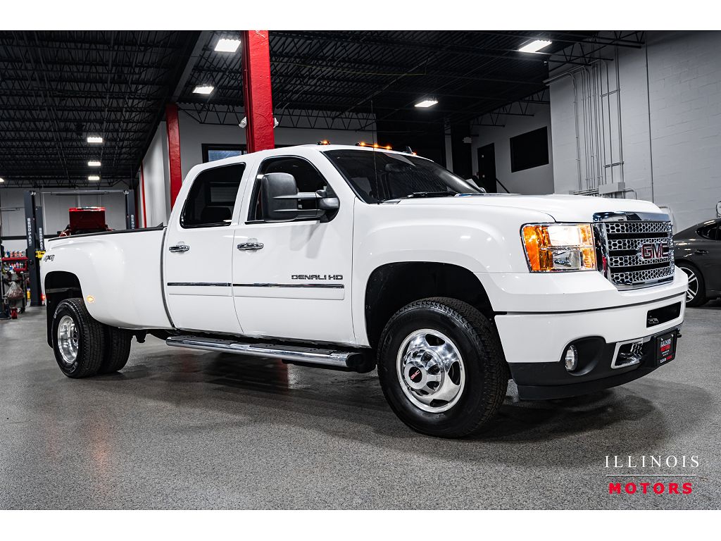 2013 GMC Sierra 3500HD Denali