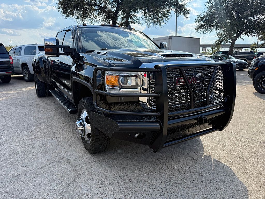 2019 GMC Sierra 3500HD Denali