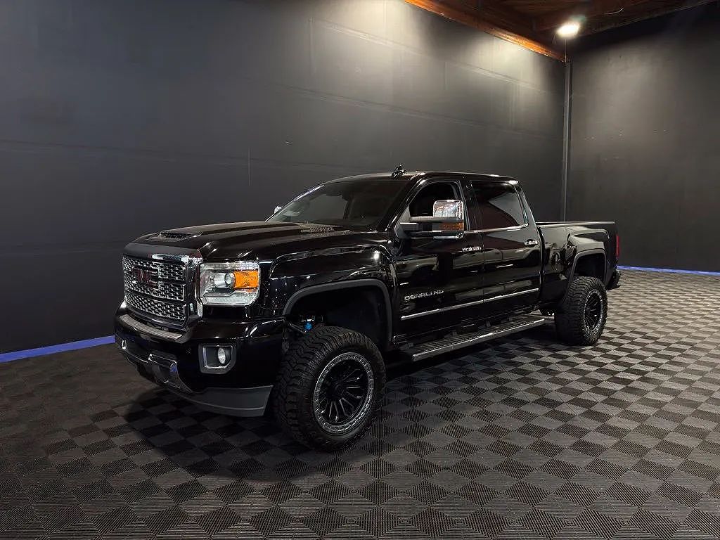 2019 GMC Sierra 3500HD Denali