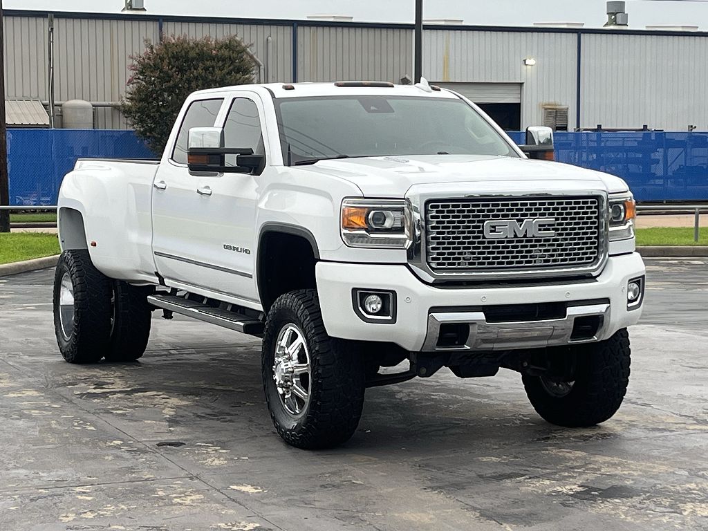 2016 GMC Sierra 3500HD Denali