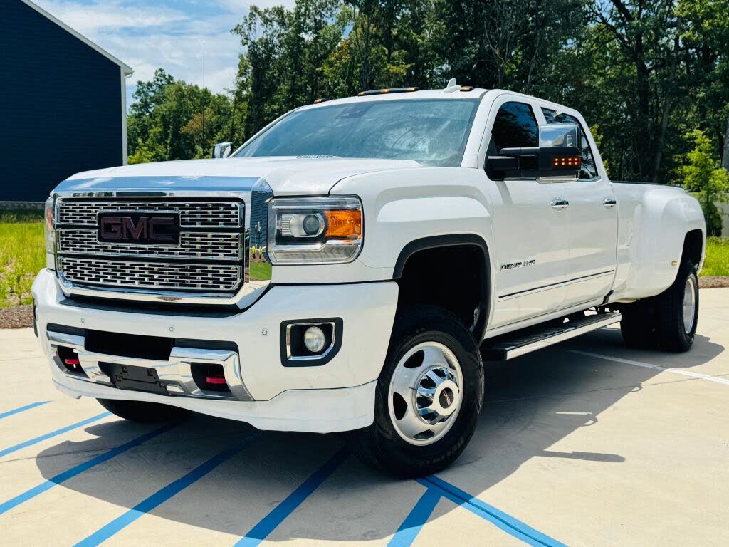 2016 GMC Sierra 3500HD Denali