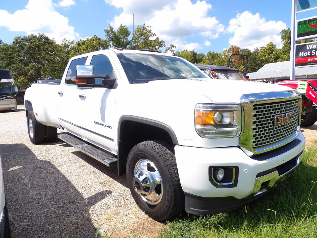 2016 GMC Sierra 3500HD Denali