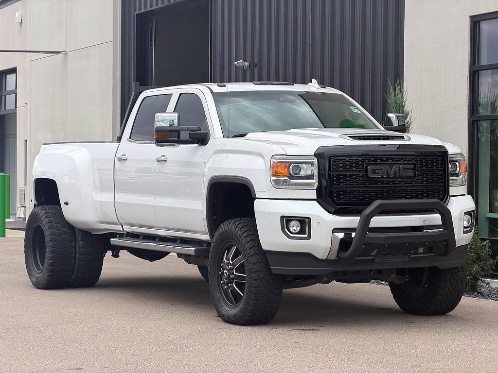 2018 GMC Sierra 3500HD Denali