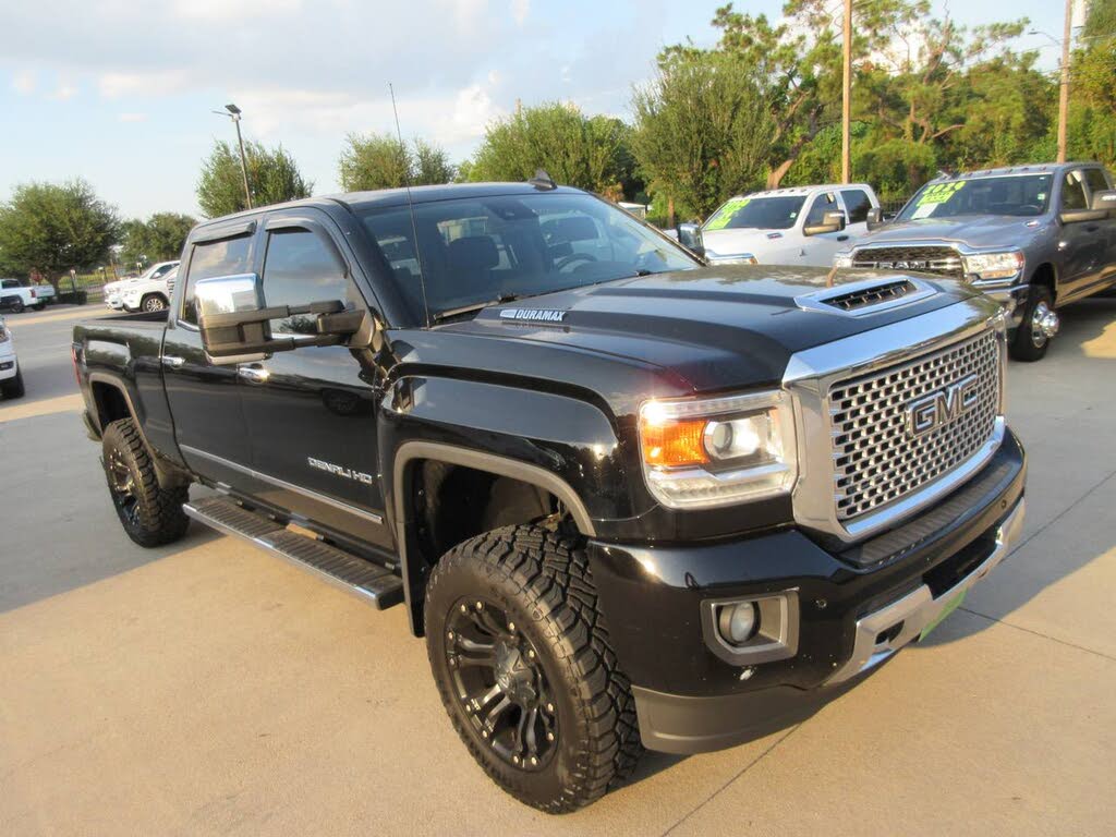 2017 GMC Sierra 3500HD Denali