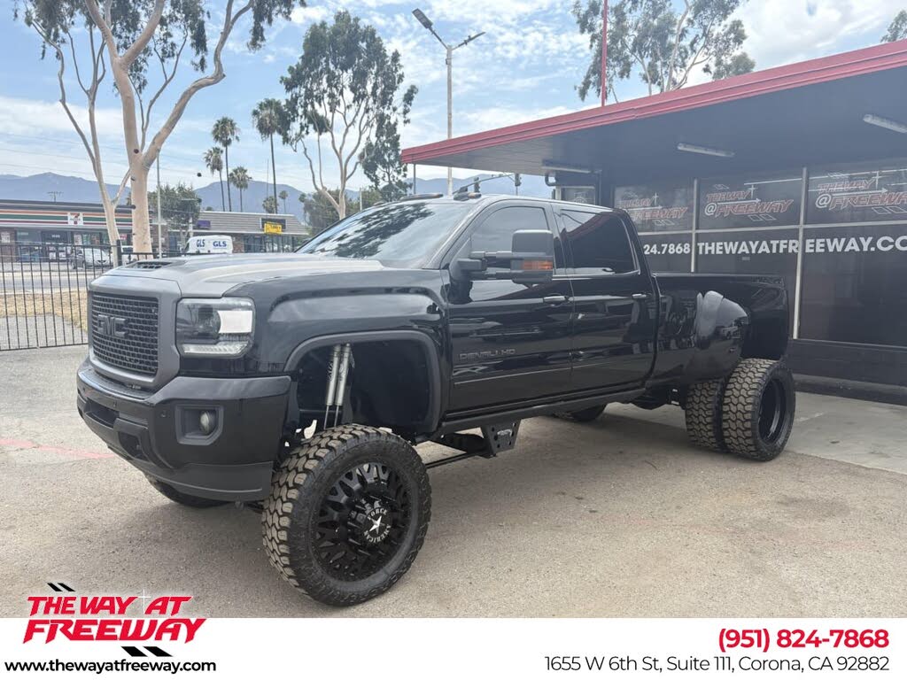 2017 GMC Sierra 3500HD Denali