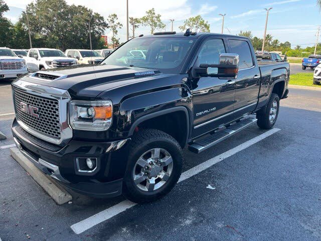 2017 GMC Sierra 3500HD Denali