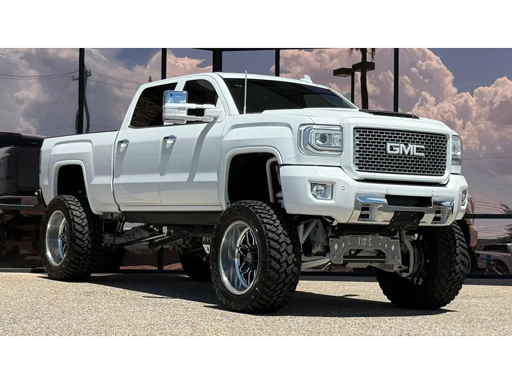 2017 GMC Sierra 3500HD Denali
