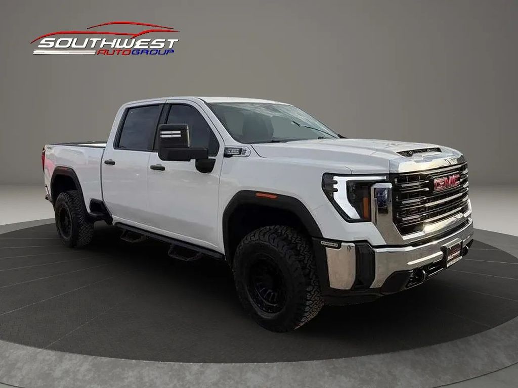 2024 GMC Sierra 2500HD Pro