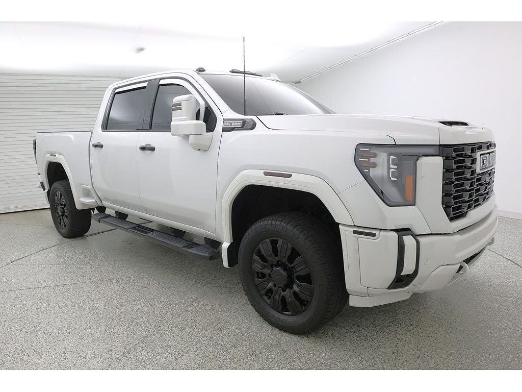 2024 GMC Sierra 2500HD Denali
