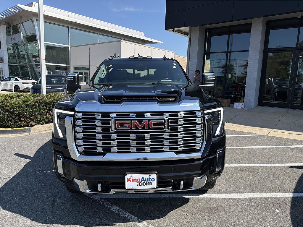 2024 GMC Sierra 2500HD Denali