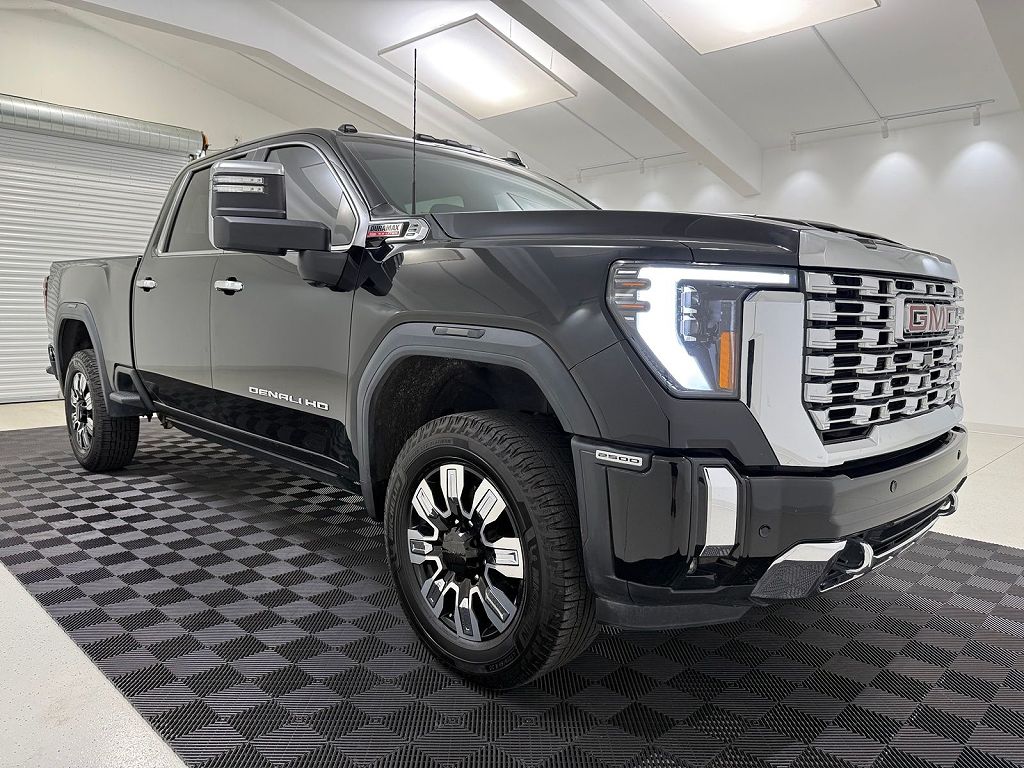2024 GMC Sierra 2500HD Denali