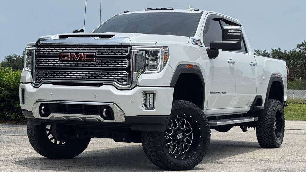 2023 GMC Sierra 2500HD Denali