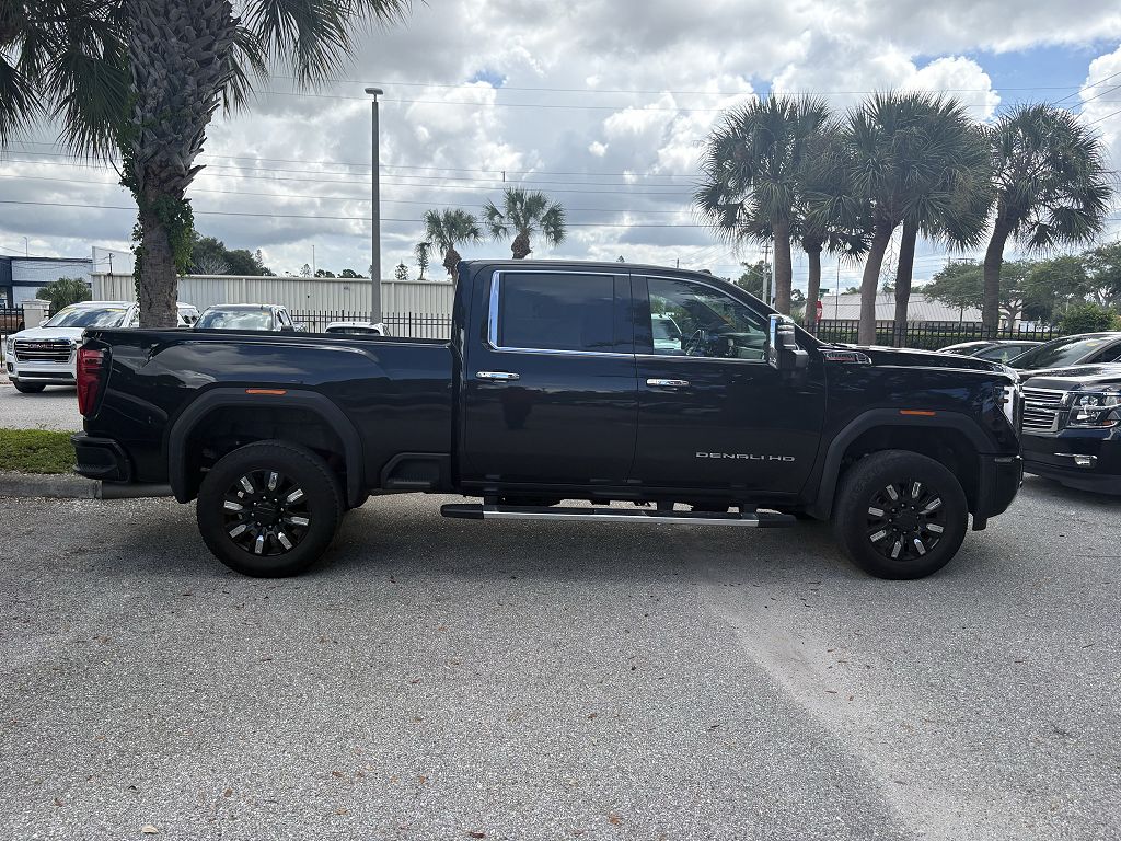 2024 GMC Sierra 2500 HD Denali