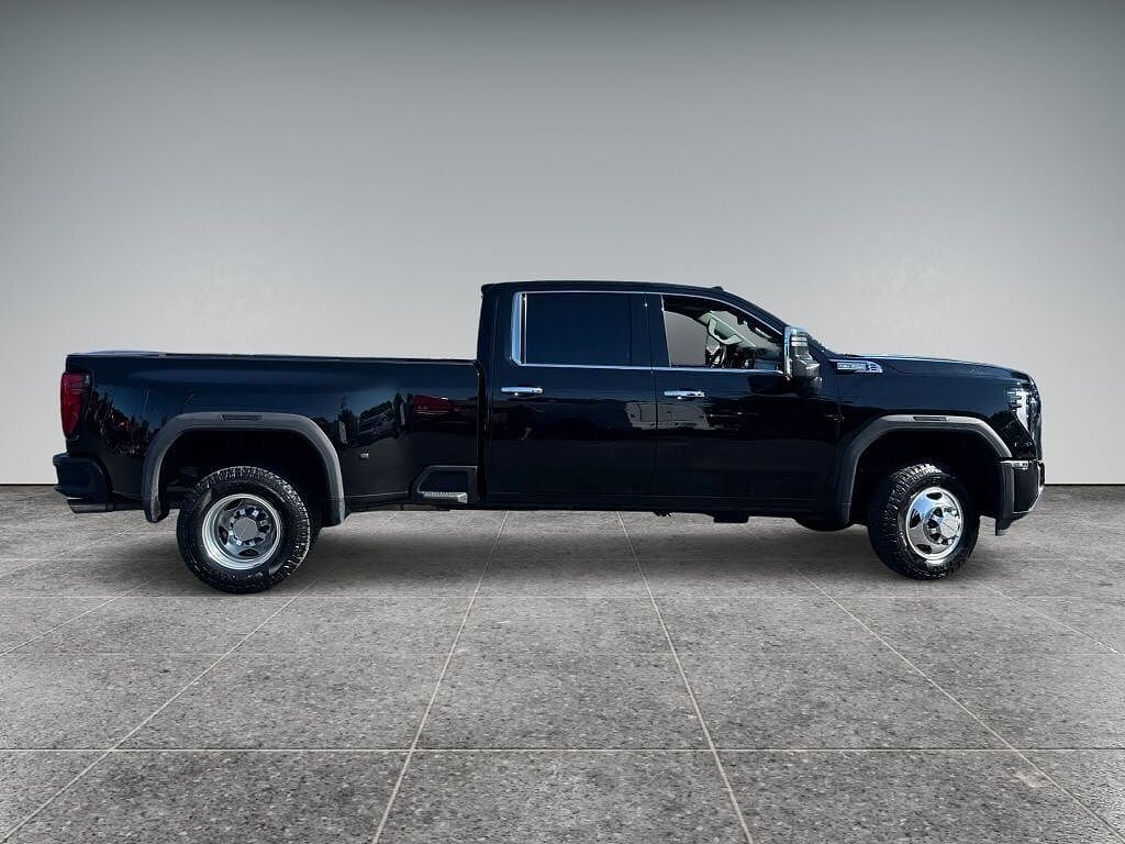 2024 GMC Sierra 3500HD Denali