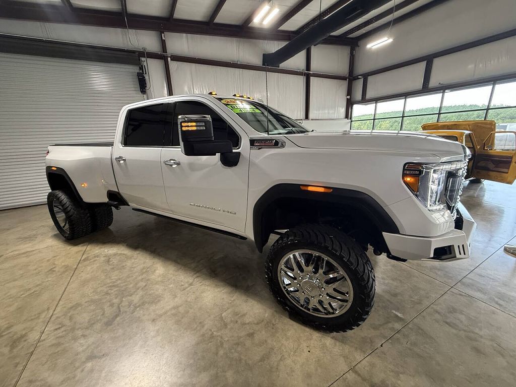 2022 GMC Sierra 3500HD Denali