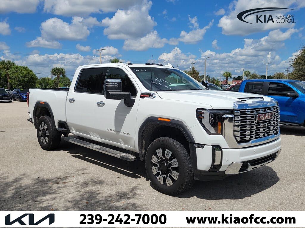 2024 GMC Sierra 3500HD 4WD Crew Cab 159 Denali