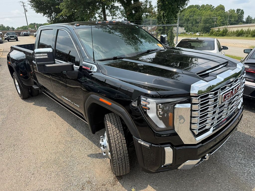 2024 GMC Sierra 3500HD Denali