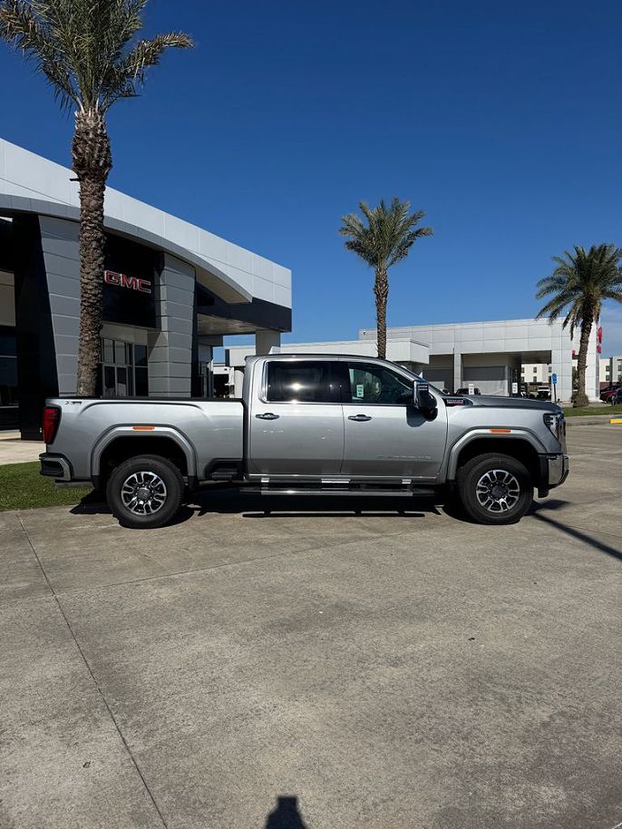 GMC Sierra 2500HD SLT 2026 — миниатюра 13