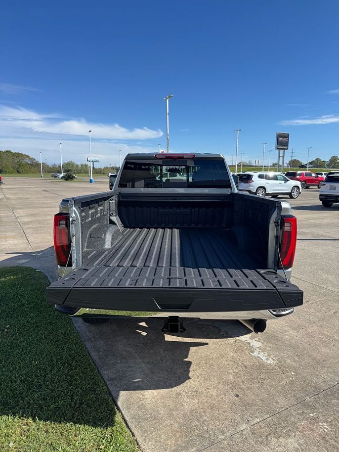 GMC Sierra 2500HD SLT 2026 — миниатюра 16