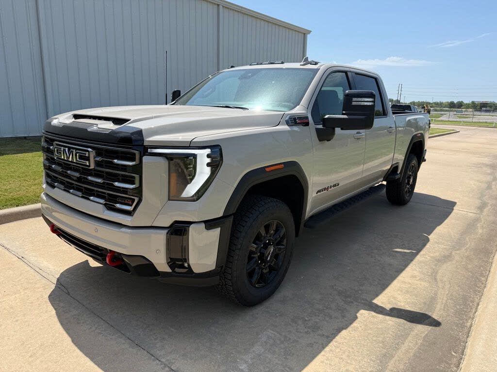2026 GMC Sierra 2500 AT4