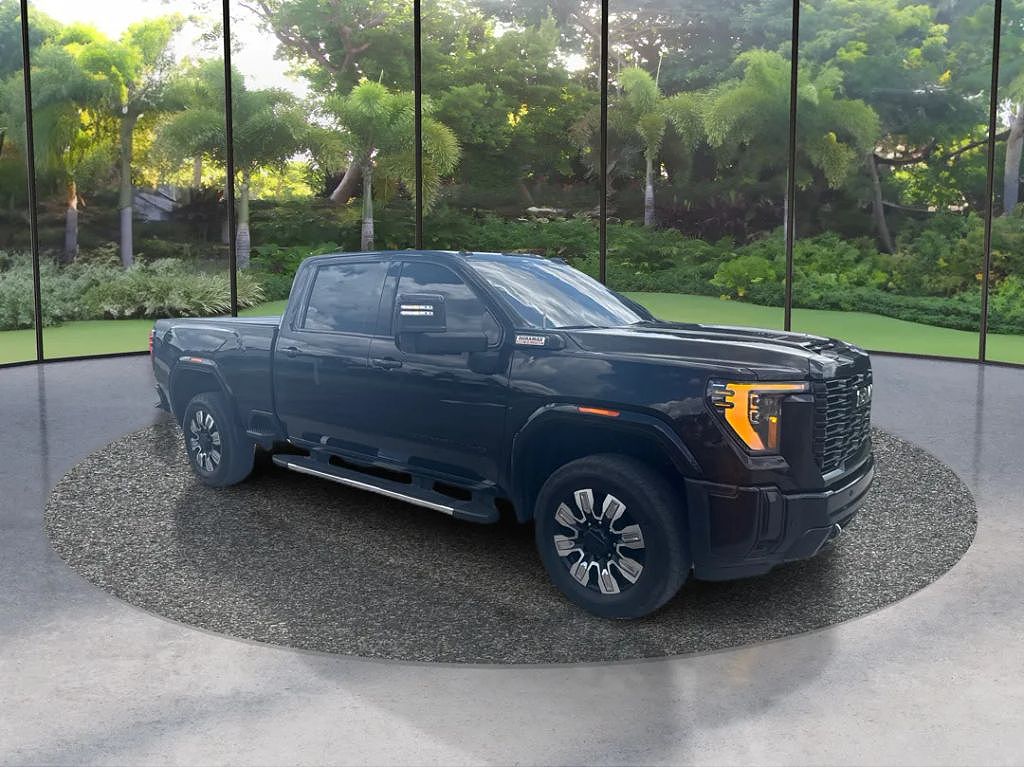 2025 GMC Sierra 2500HD Denali