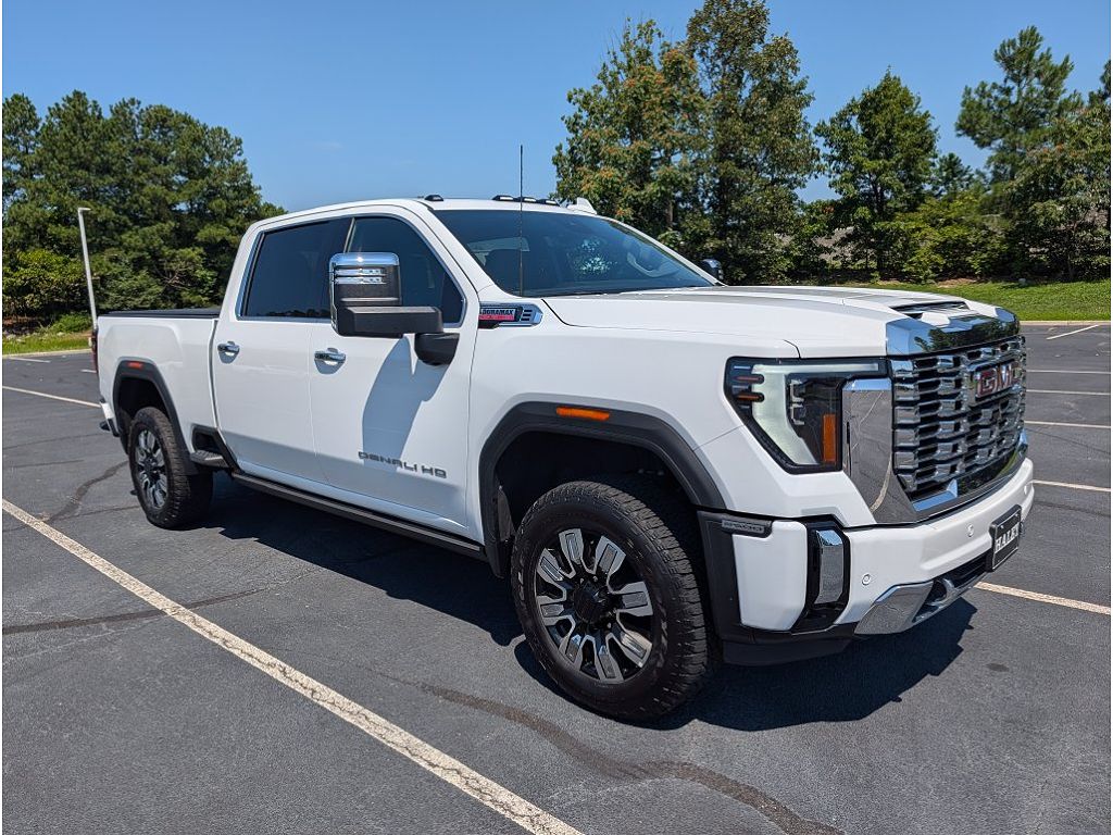 2025 GMC Sierra 2500HD Denali