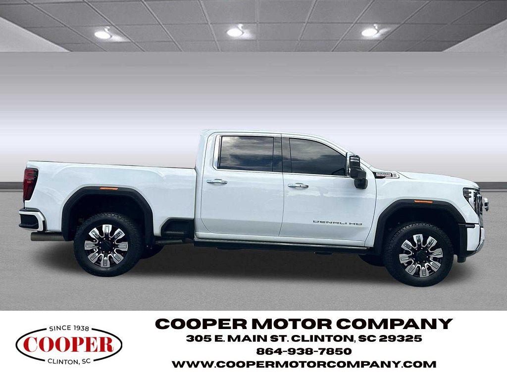 2025 GMC Sierra 2500HD Denali