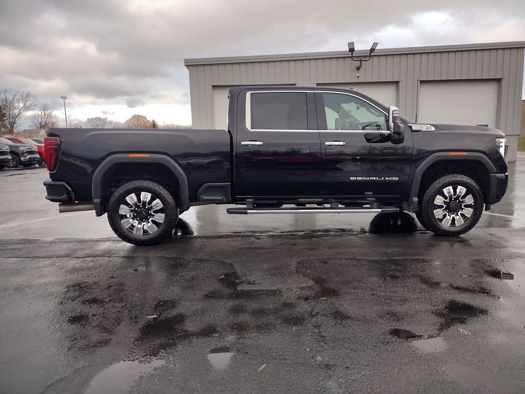 2025 GMC Sierra 2500 HD Denali