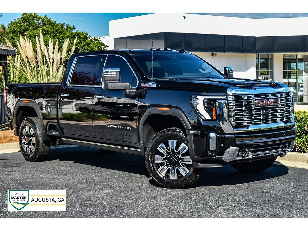 2025 GMC Sierra 2500HD Denali