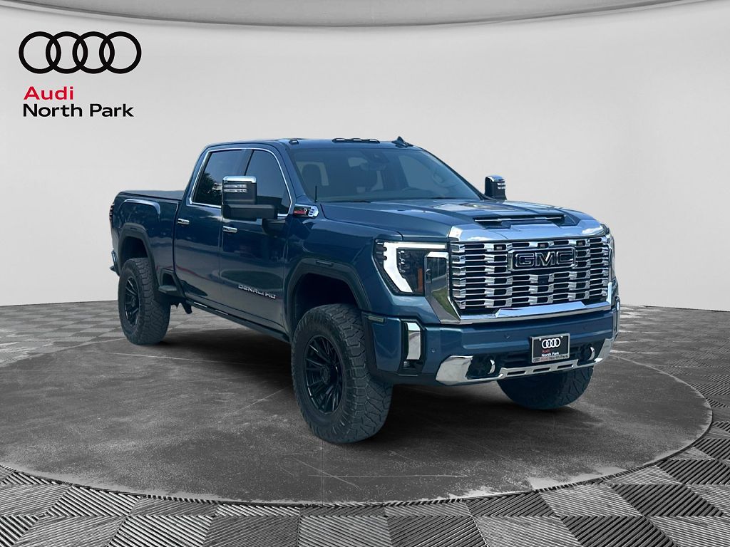 2025 GMC Sierra 2500 HD Denali