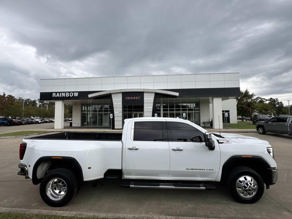 2026 GMC Sierra 3500HD SLT