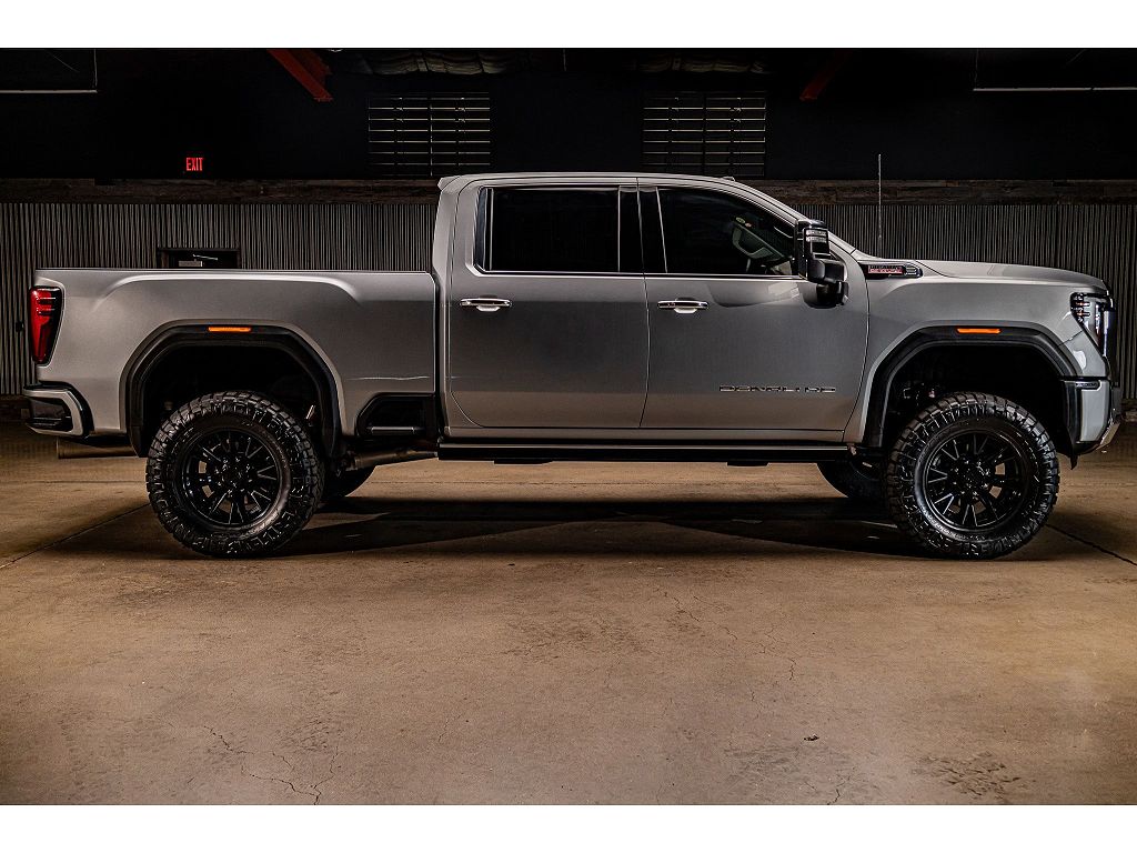 2026 GMC Sierra 3500HD Denali