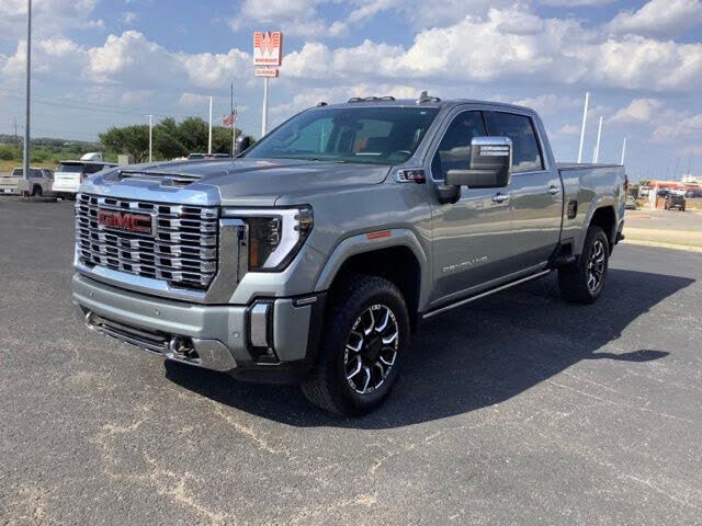 2025 GMC Sierra 3500HD Denali