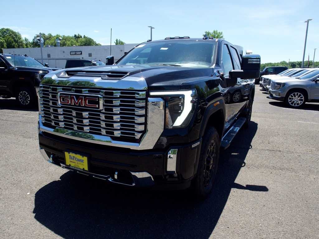 2026 GMC Sierra 3500 Denali