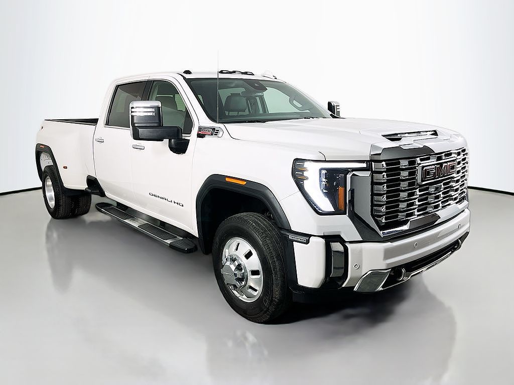 2025 GMC Sierra 3500HD Denali
