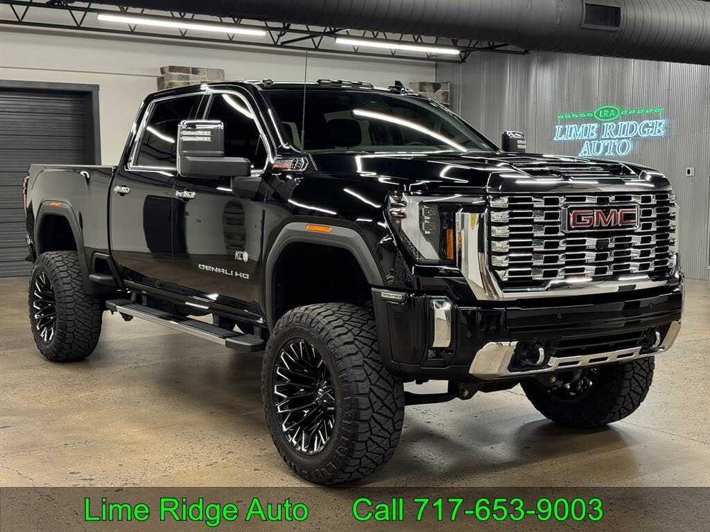 2025 GMC Sierra 3500HD Denali