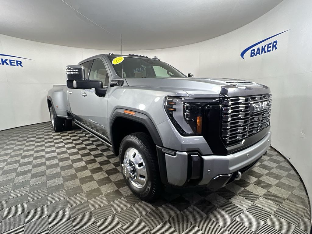 2025 GMC Sierra 3500 HD Denali Ultimate DRW
